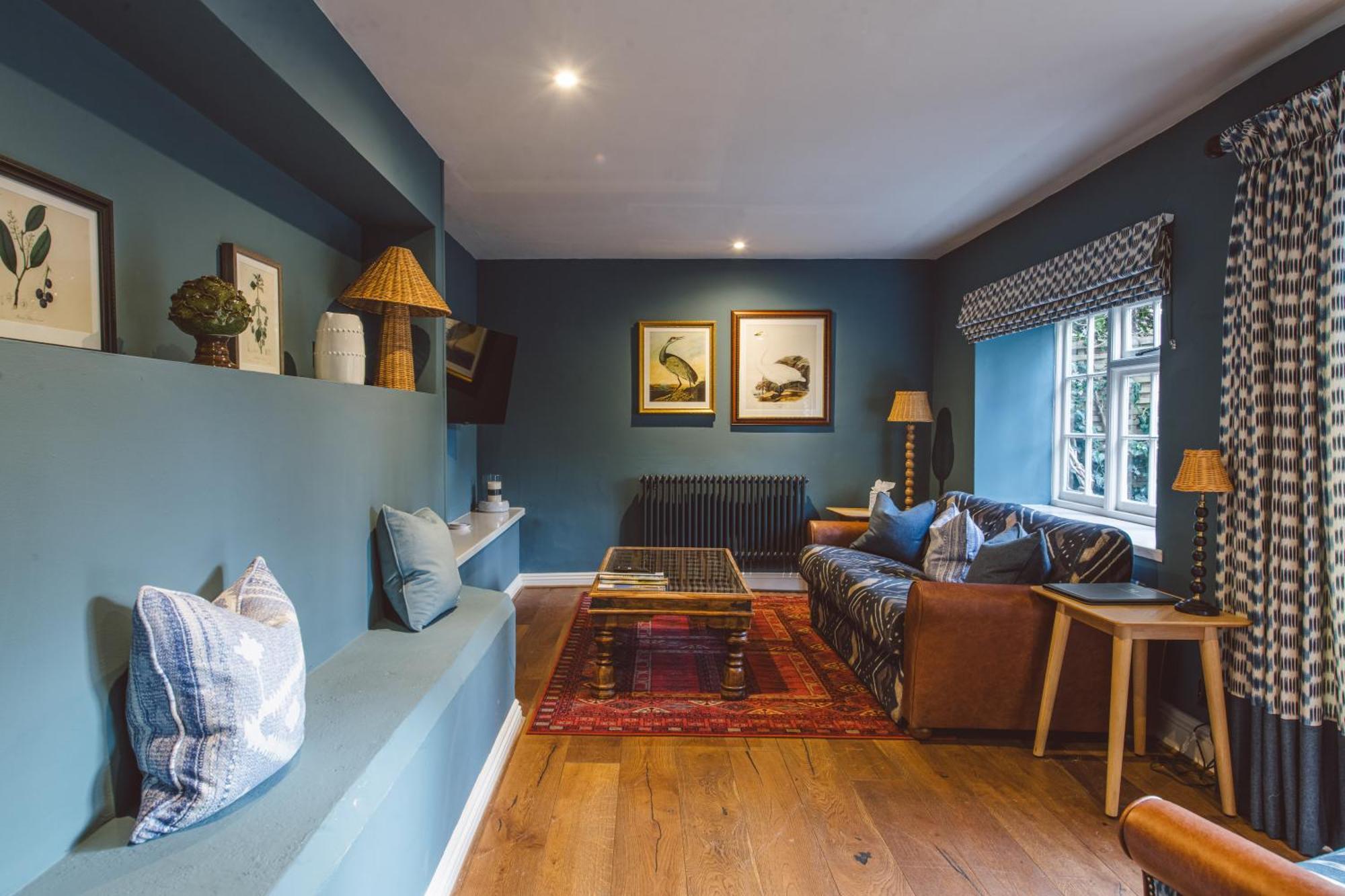The Swan 4*
