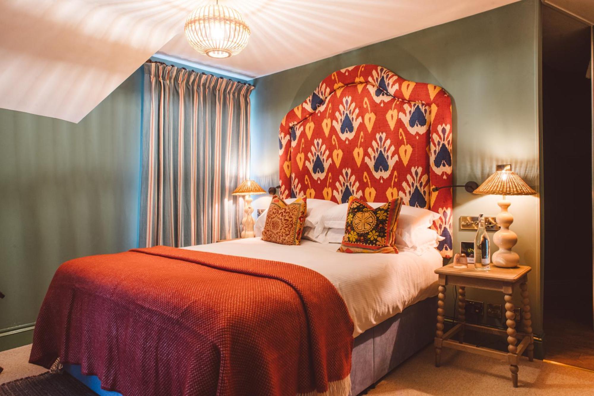 The Swan 4*