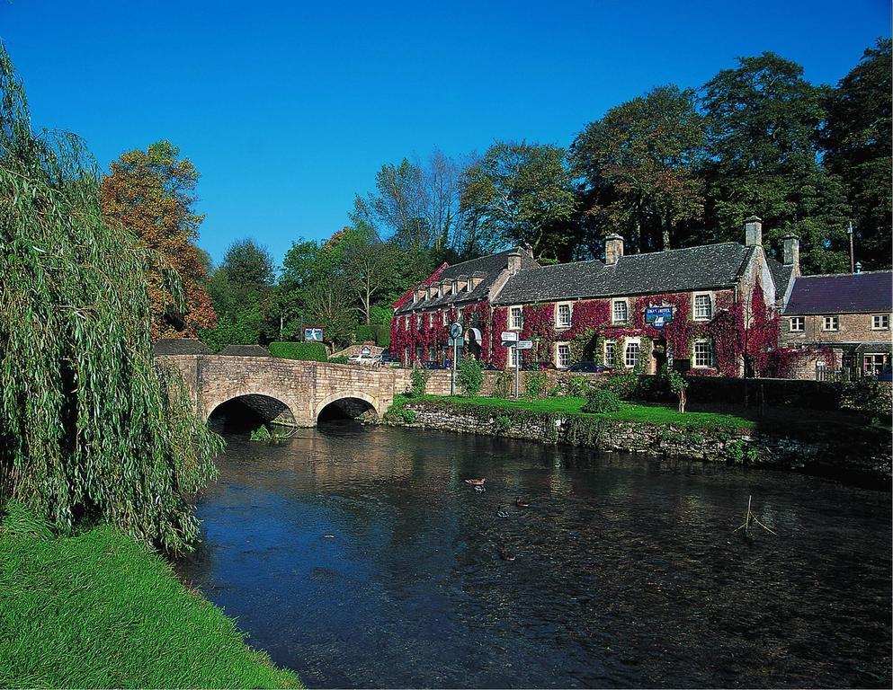 The Swan 4* Bibury